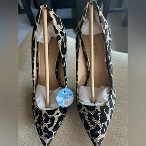 Brand NEW never worn Gianni Bini heels